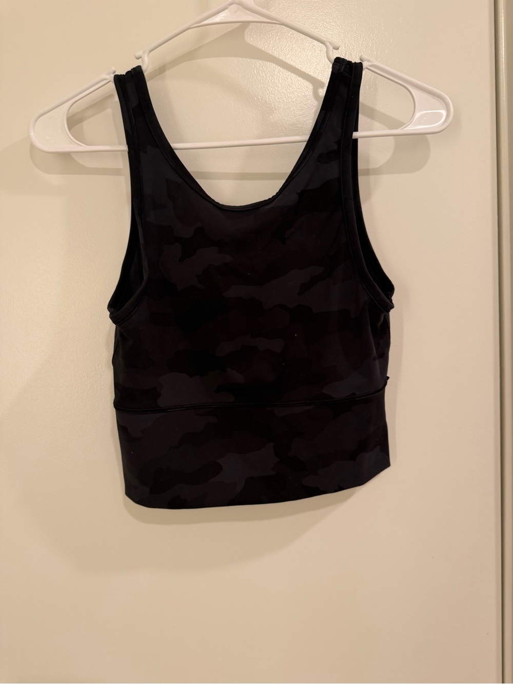 Lululemon Crop Tank Top Black Camo Size 6